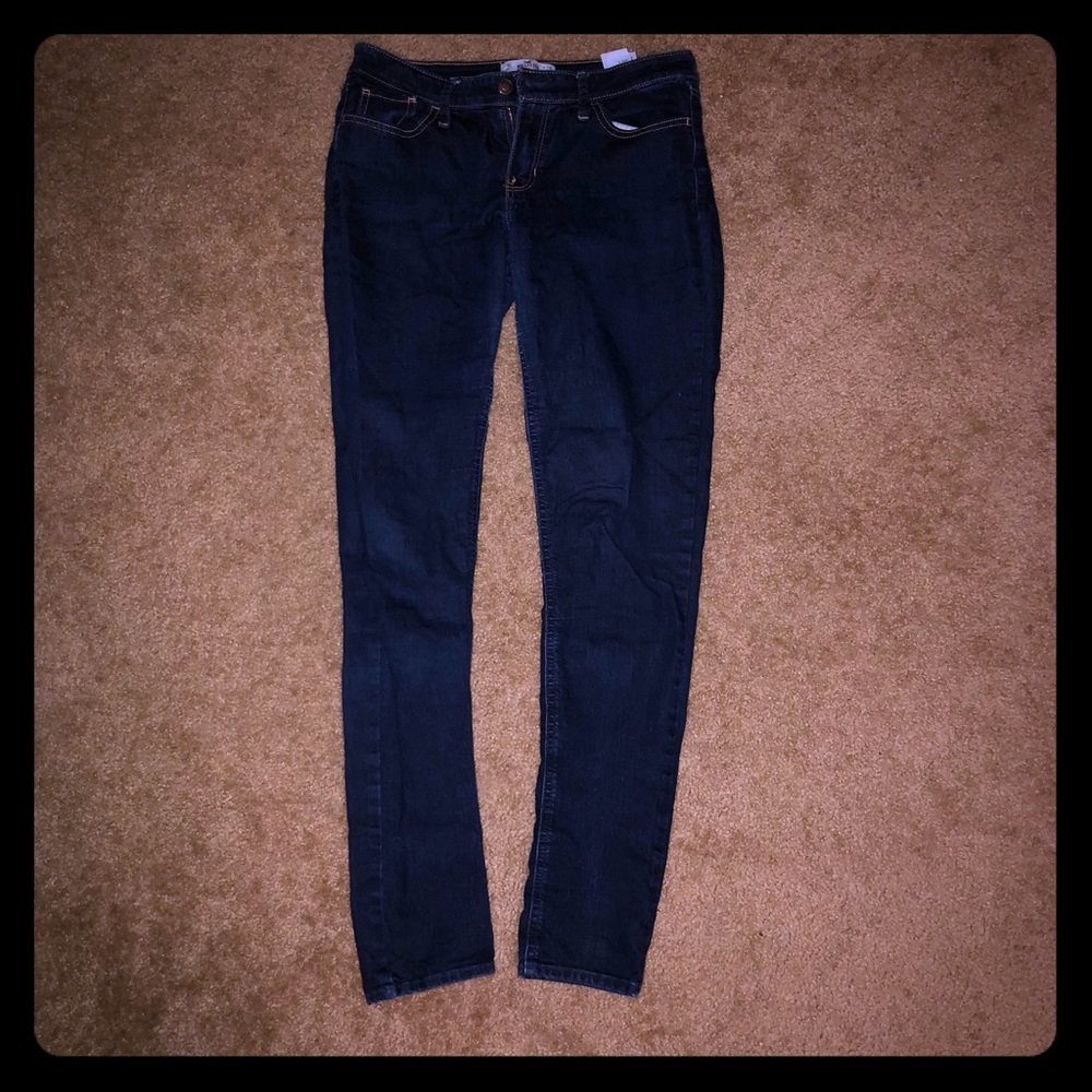 Hollister darkwash skinny jeans